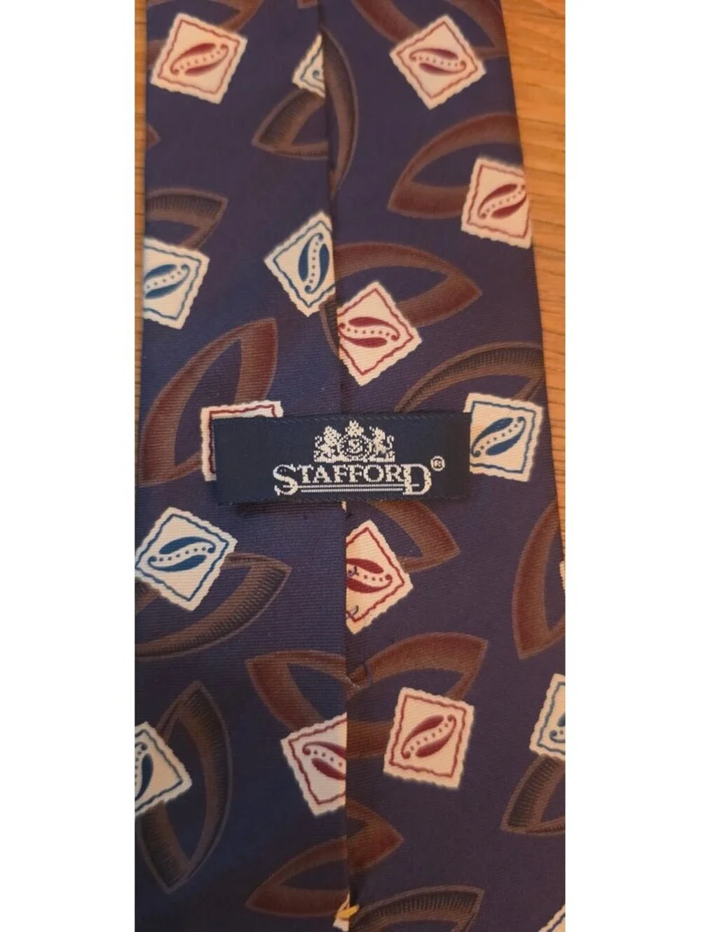 Stafford Men’s Silk Neck Tie Navy Blue Geometric Pattern